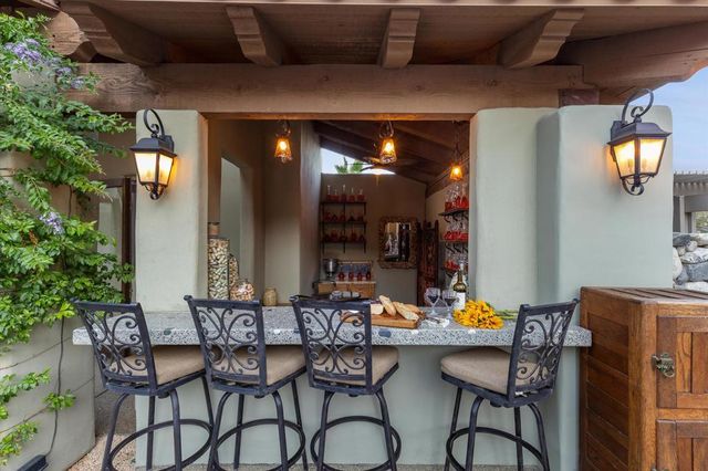 2489 Tuscany Heights Drive, Palm Springs, CA 92262