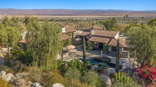 2489 Tuscany Heights Drive, Palm Springs, CA 92262