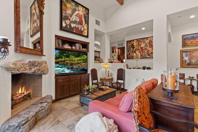 2489 Tuscany Heights Drive, Palm Springs, CA 92262