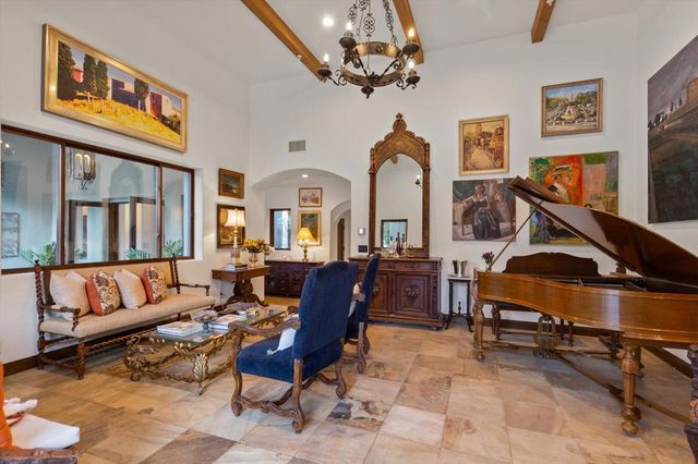 2489 Tuscany Heights Drive, Palm Springs, CA 92262