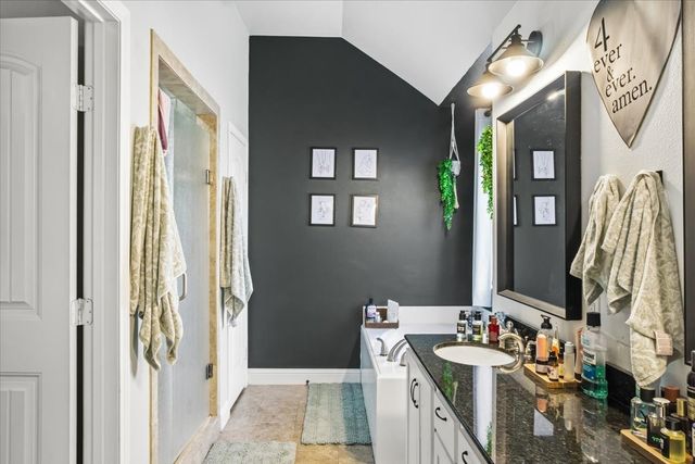 460 Admiral Drive, Gun Barrel City, TX 75156