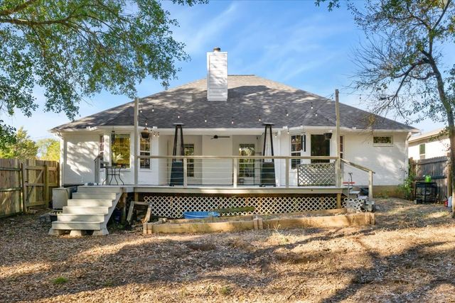 460 Admiral Drive, Gun Barrel City, TX 75156