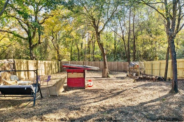 460 Admiral Drive, Gun Barrel City, TX 75156