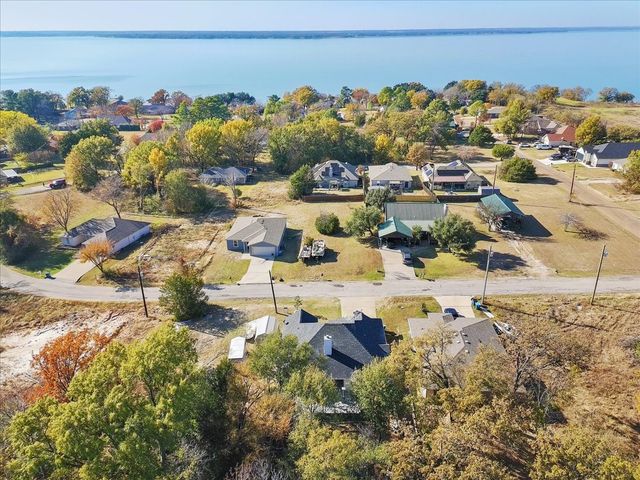 460 Admiral Drive, Gun Barrel City, TX 75156