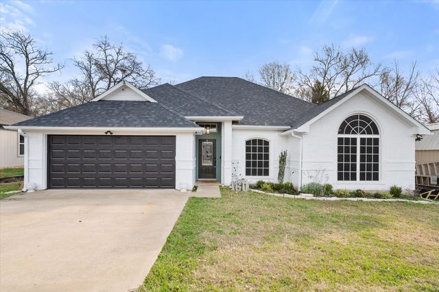 460 Admiral Drive, Gun Barrel City, TX 75156