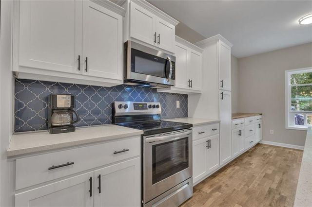 313 LUCY Lane, Carrollton, GA 30117