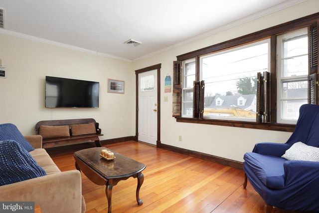 639 E BAYVIEW AVE, Ocean Gate, NJ 08740