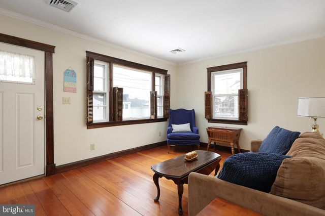 639 E BAYVIEW AVE, Ocean Gate, NJ 08740