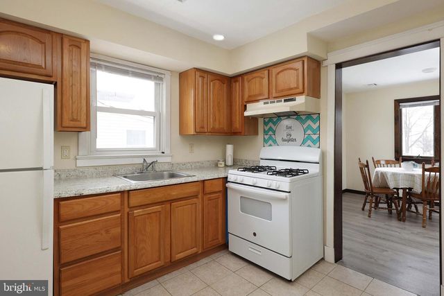 639 E BAYVIEW AVE, Ocean Gate, NJ 08740