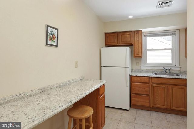 639 E BAYVIEW AVE, Ocean Gate, NJ 08740