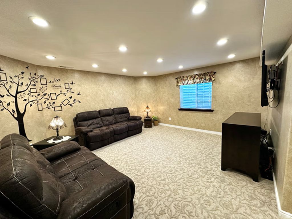 Image 46 of property listing at 725 S 300 E, Ephraim, UT 84627