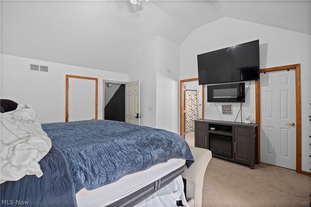 9901 Sladden Avenue, Garfield Heights, OH 44125