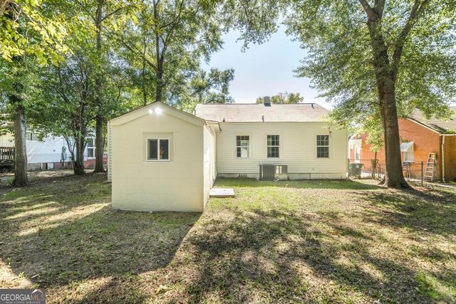 1045 Mimosa Drive, Macon, GA 31204
