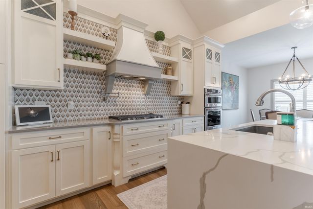 1087 Lakefield Drive, Newburgh, IN 47630