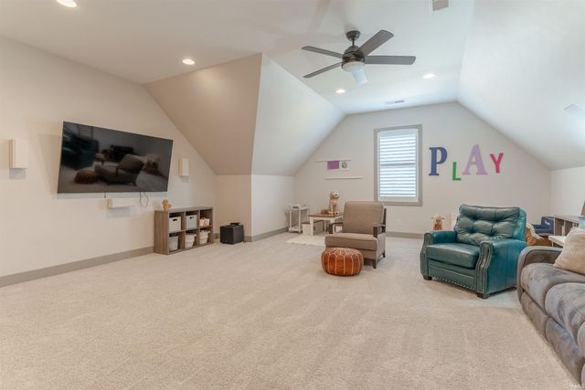 1087 Lakefield Drive, Newburgh, IN 47630