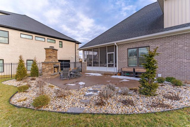 1087 Lakefield Drive, Newburgh, IN 47630