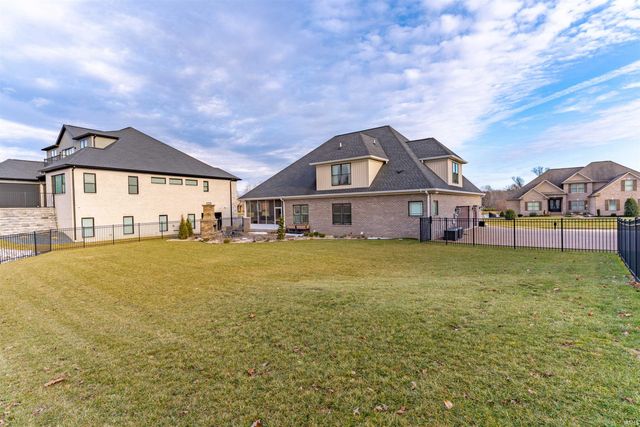 1087 Lakefield Drive, Newburgh, IN 47630