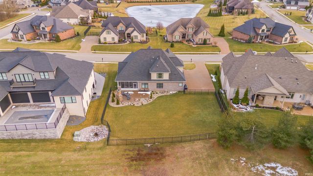 1087 Lakefield Drive, Newburgh, IN 47630