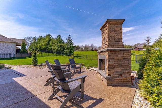 1087 Lakefield Drive, Newburgh, IN 47630