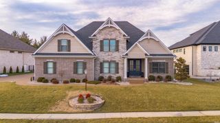 1087 Lakefield Drive, Newburgh, IN 47630