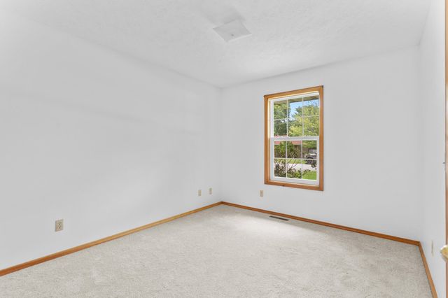 198 E Hadley Street, Republic, MO 65738
