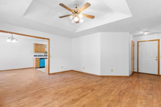 198 E Hadley Street, Republic, MO 65738