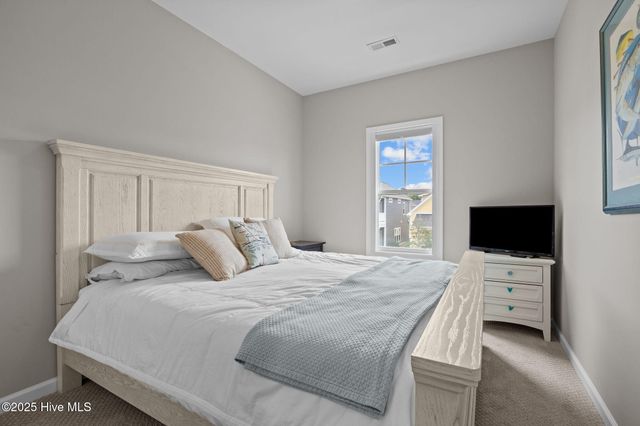 118 Blue Bill Way, Beaufort, NC 28516