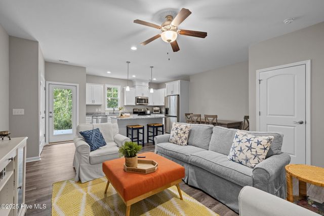 118 Blue Bill Way, Beaufort, NC 28516