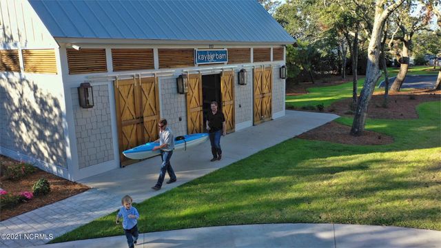 118 Blue Bill Way, Beaufort, NC 28516