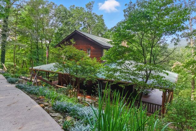 384 Mountain Laurel Drive, Ellijay, GA 30540