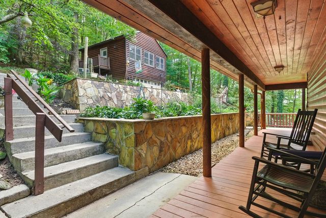 384 Mountain Laurel Drive, Ellijay, GA 30540