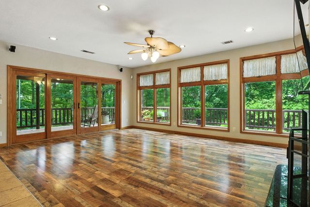384 Mountain Laurel Drive, Ellijay, GA 30540