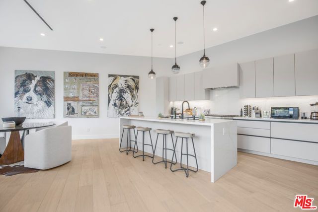 3101 Belden Drive, Los Angeles, CA 90068