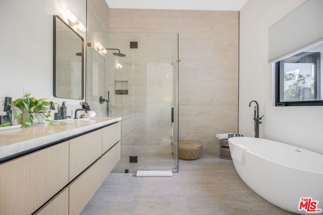 3101 Belden Drive, Los Angeles, CA 90068