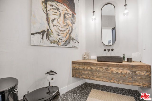 3101 Belden Drive, Los Angeles, CA 90068