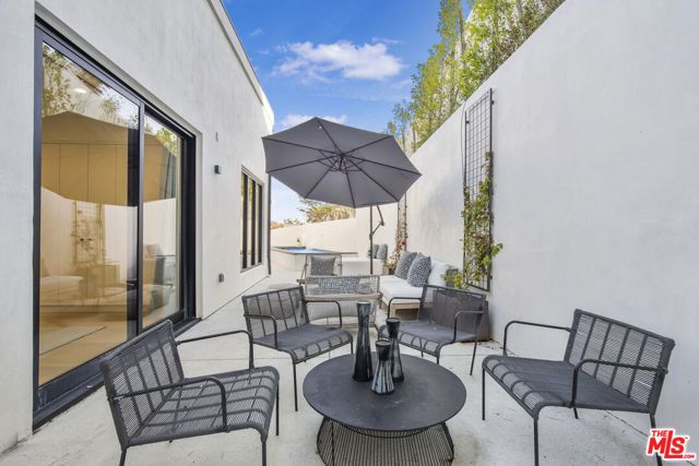 3101 Belden Drive, Los Angeles, CA 90068