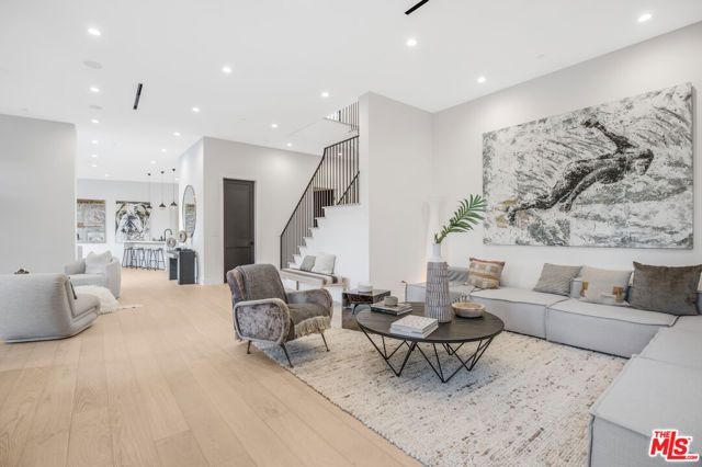 3101 Belden Drive, Los Angeles, CA 90068