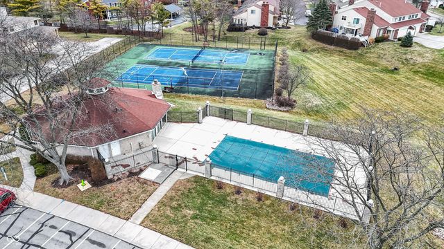 75 Dominion Drive, Zionsville, IN 46077