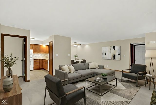 75 Dominion Drive, Zionsville, IN 46077