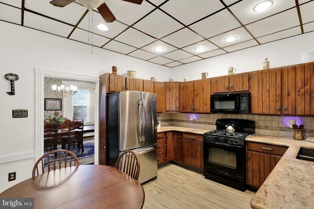 3304 KUTZTOWN RD, Reading, PA 19605