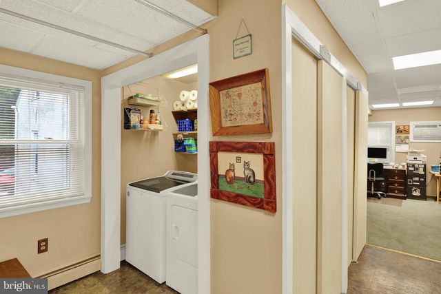 3304 KUTZTOWN RD, Reading, PA 19605