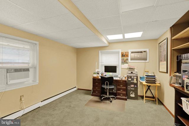 3304 KUTZTOWN RD, Reading, PA 19605