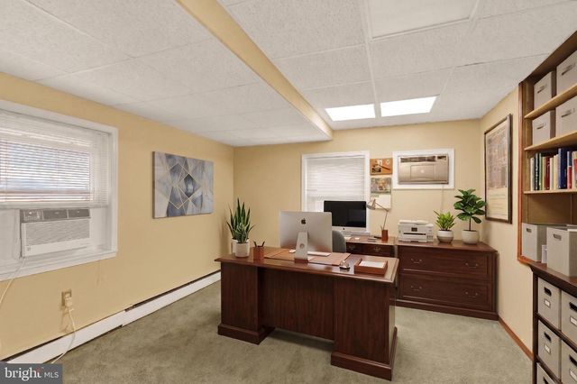 3304 KUTZTOWN RD, Reading, PA 19605
