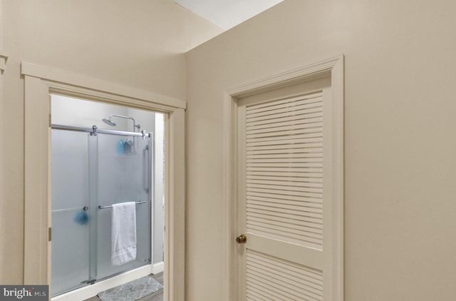 3304 KUTZTOWN RD, Reading, PA 19605
