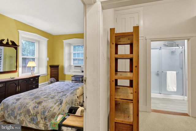 3304 KUTZTOWN RD, Reading, PA 19605