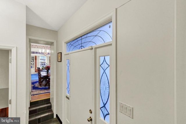 3304 KUTZTOWN RD, Reading, PA 19605