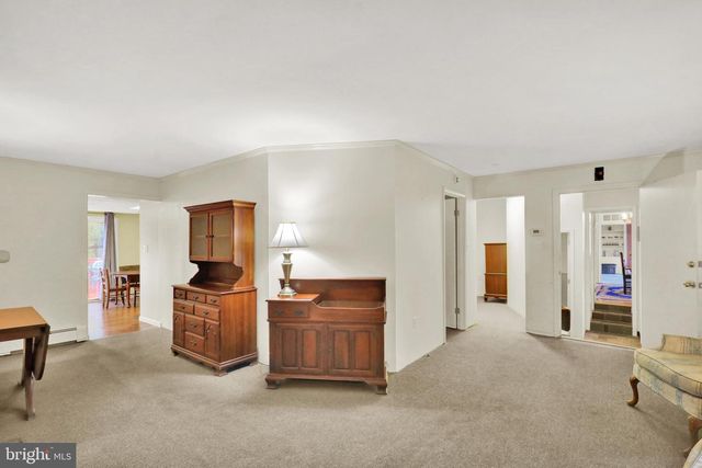 3304 KUTZTOWN RD, Reading, PA 19605