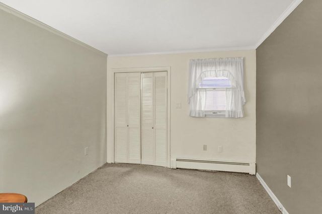 3304 KUTZTOWN RD, Reading, PA 19605
