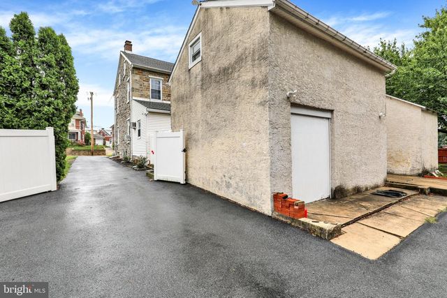 3304 KUTZTOWN RD, Reading, PA 19605