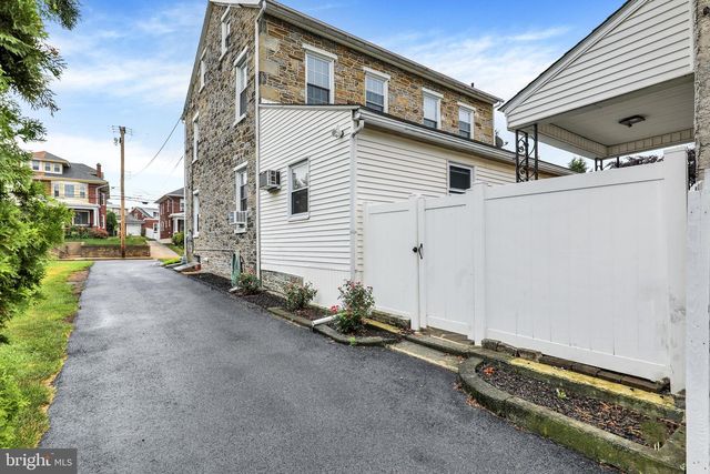 3304 KUTZTOWN RD, Reading, PA 19605